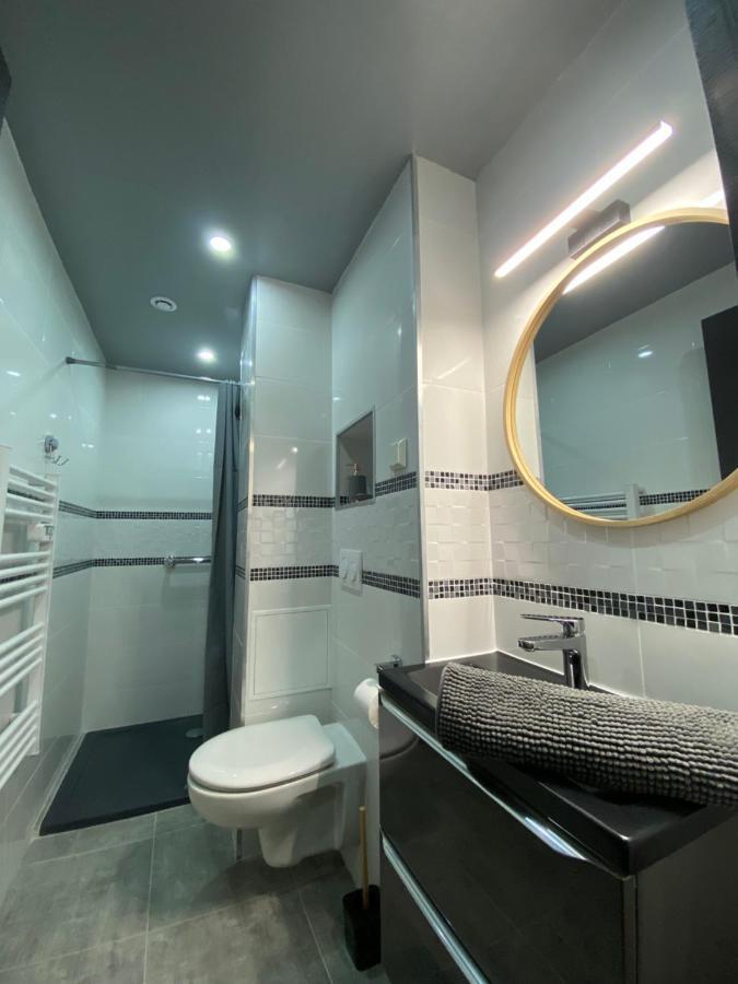 Les Chalets Bambi & Jacuzzi Privatif ลาแบรส ภายนอก รูปภาพ