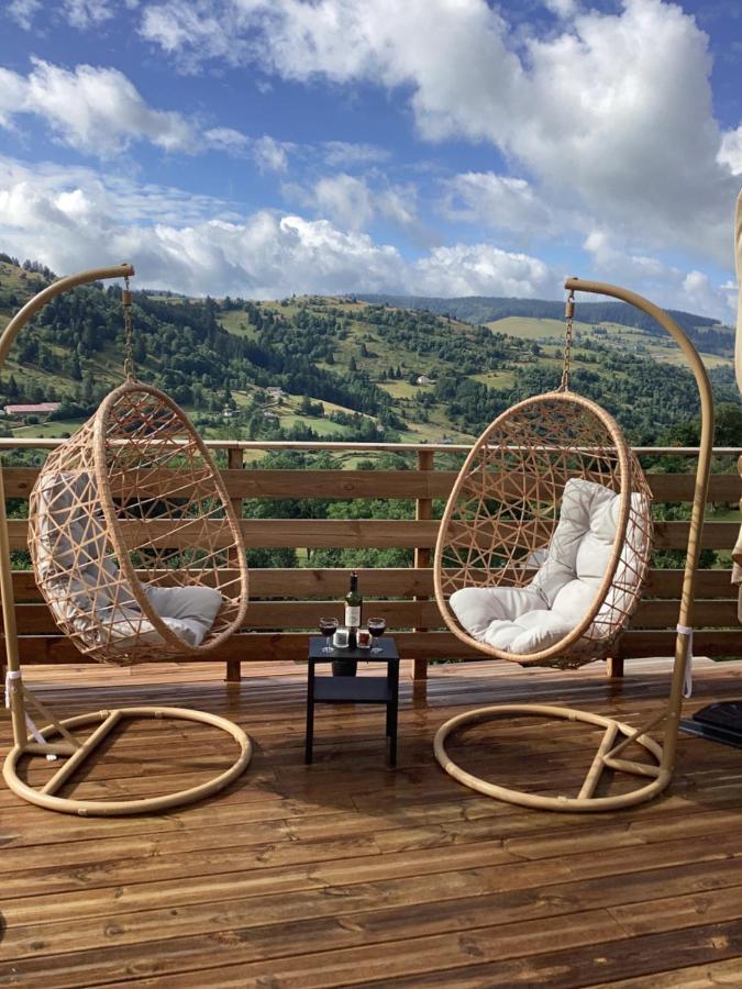 Les Chalets Bambi & Jacuzzi Privatif ลาแบรส ภายนอก รูปภาพ